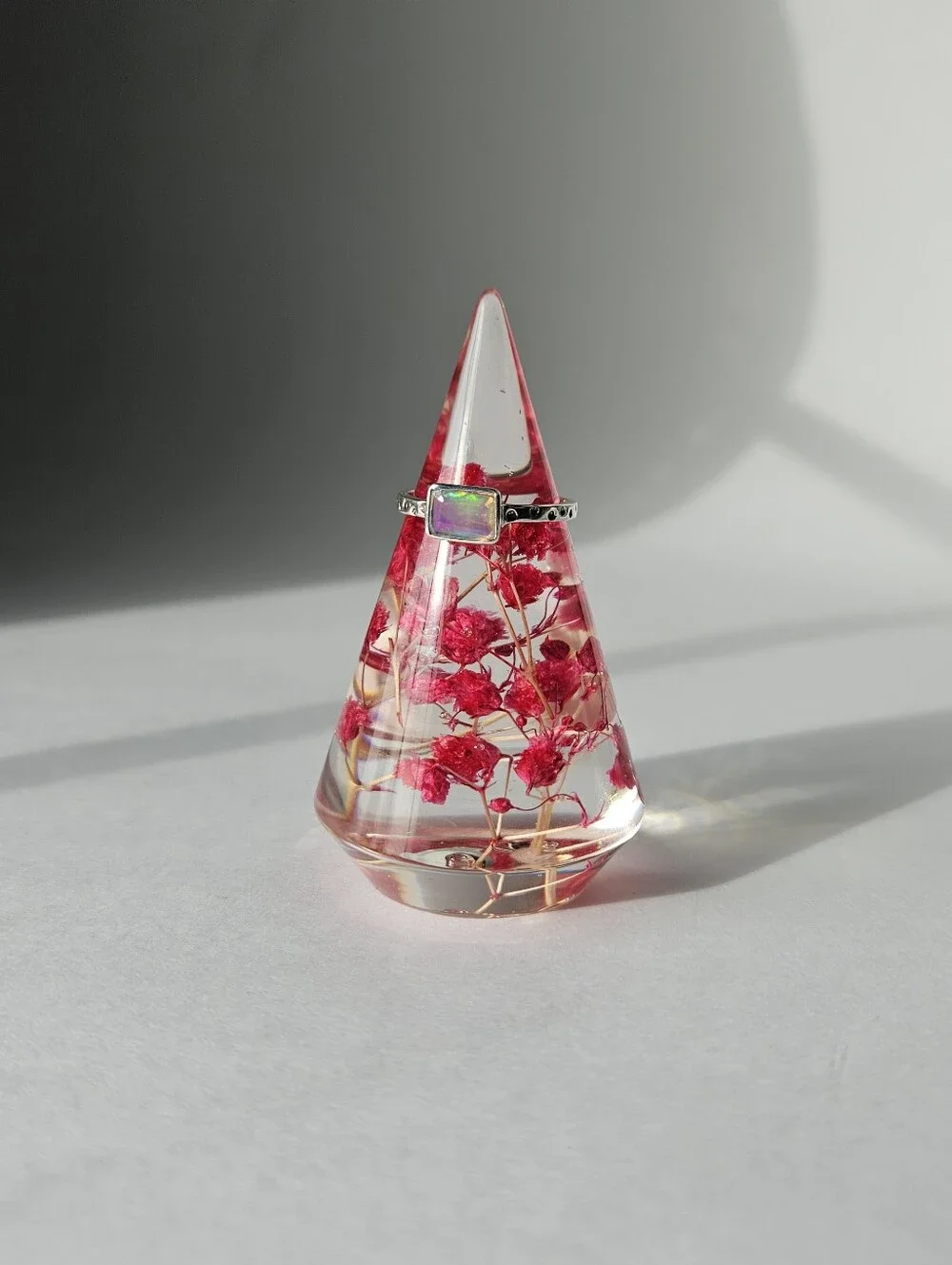 Handmade Pink Flower Resin Ring Holder Cone Jewelry Organizer Display Stand